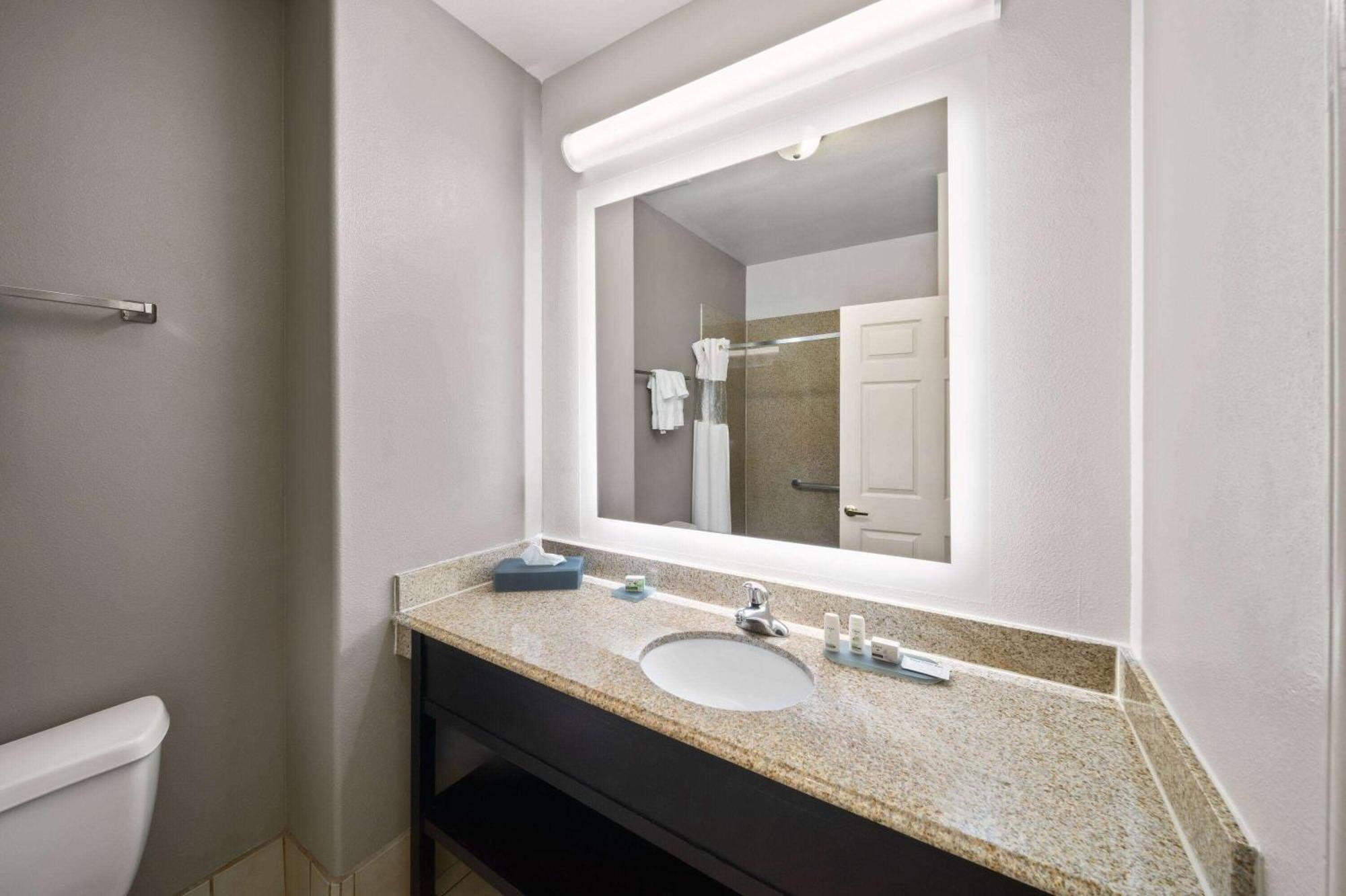 Hotel La Quinta By Wyndham Deer Park Extérieur photo