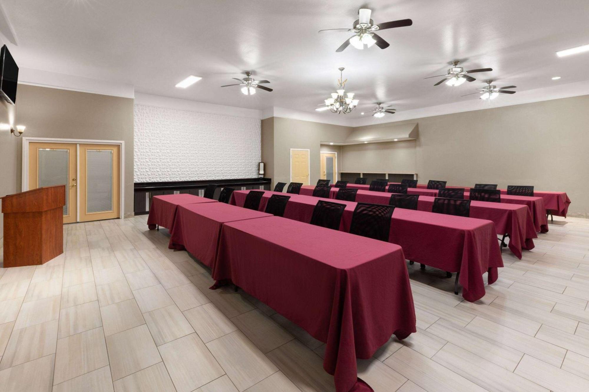 Hotel La Quinta By Wyndham Deer Park Extérieur photo