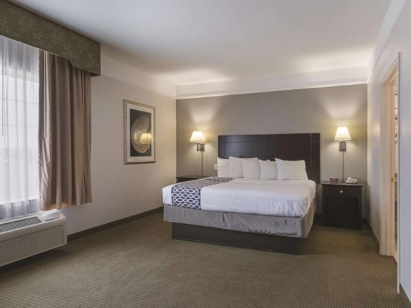 Hotel La Quinta By Wyndham Deer Park Extérieur photo